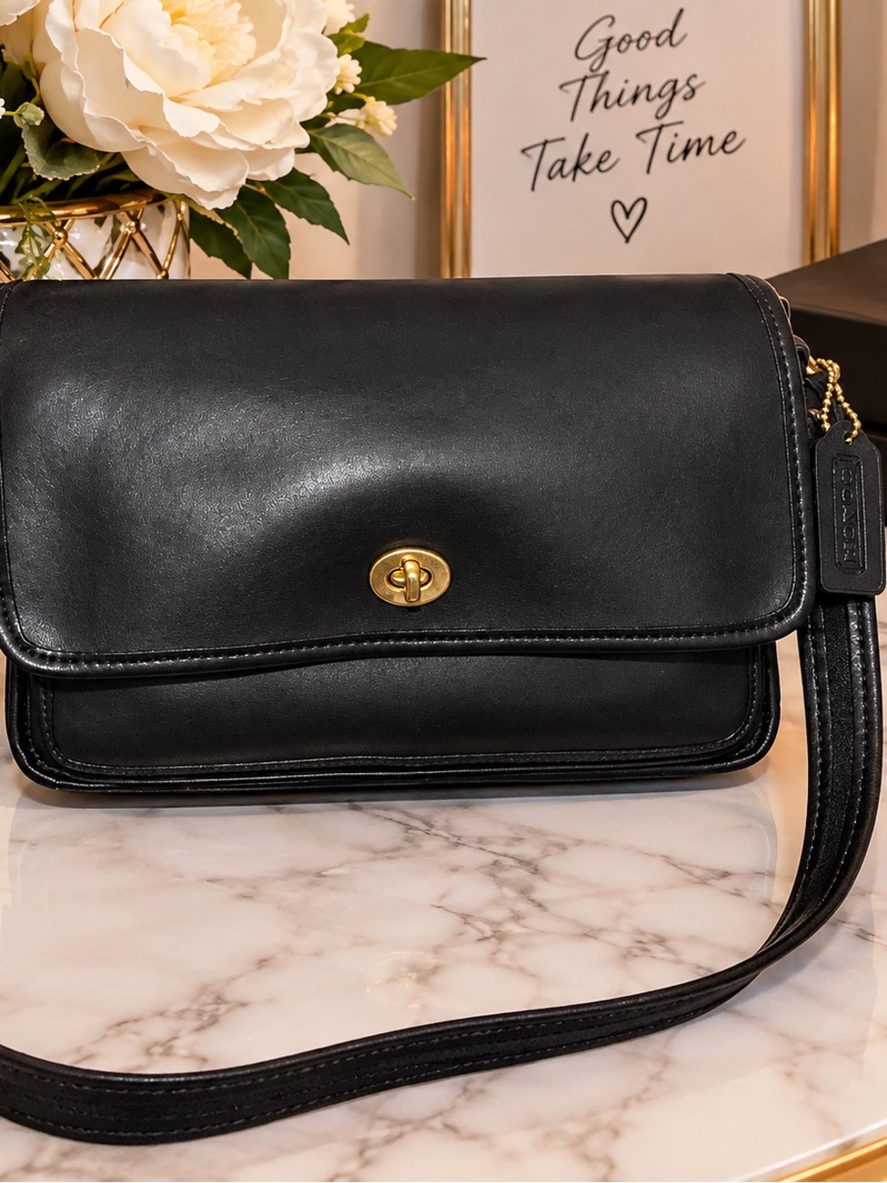 Coach Black Leather Shoulder Bag with Gold Turnlock